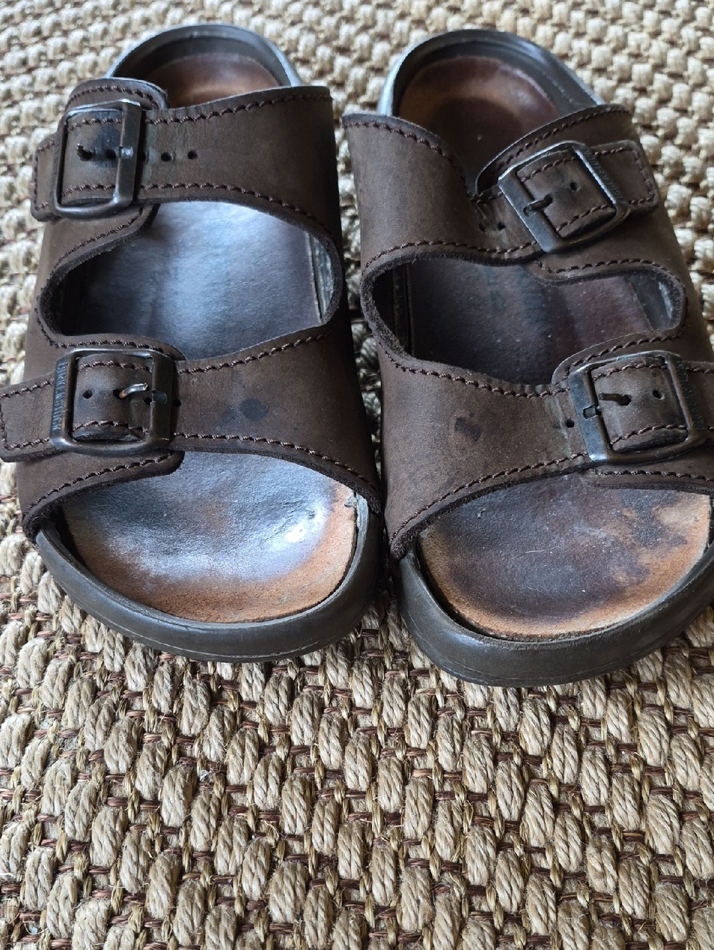 Birkenstocks Vintage Arizona. Womens 9 Mens 7. Quality, Comfort and Style.